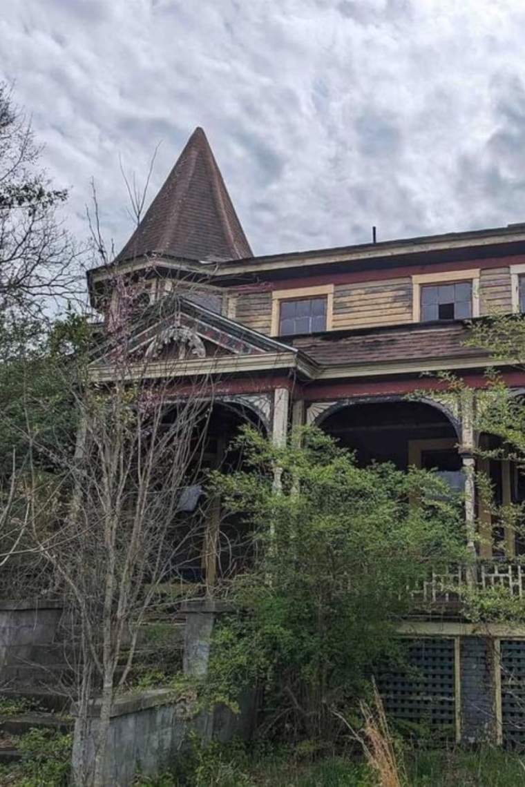 1820 Fixer Upper In Sparta Georgia — Captivating Houses