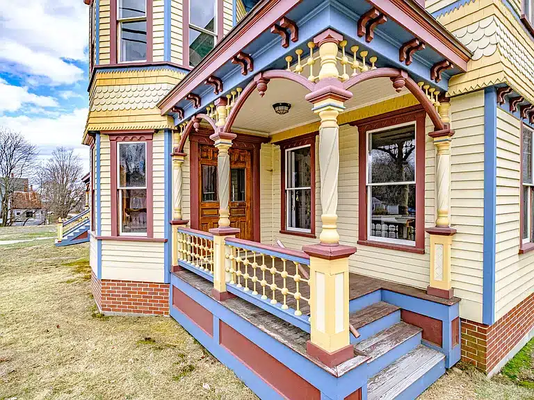 1850 Italianate For Sale In Norway Maine