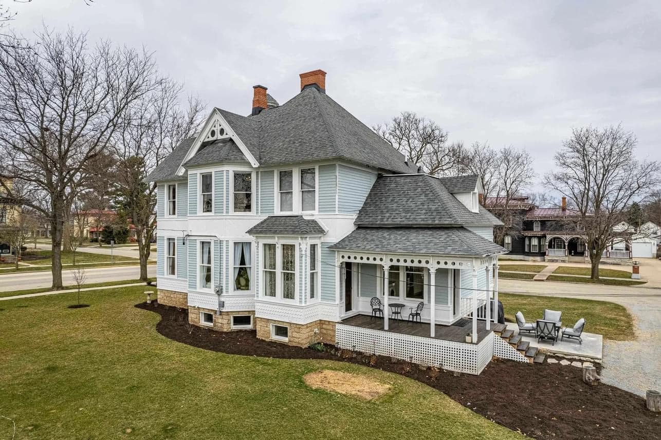1883 Victorian For Sale In Brodhead Wisconsin