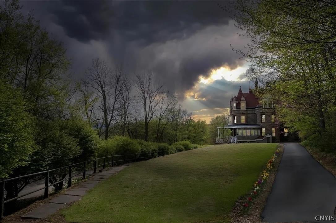 1889 Mansion For Sale In Little Falls New York