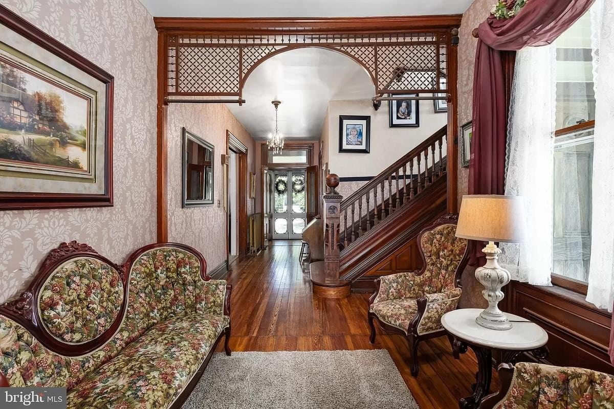 1885 Victorian For Sale In Mount Holly New Jersey