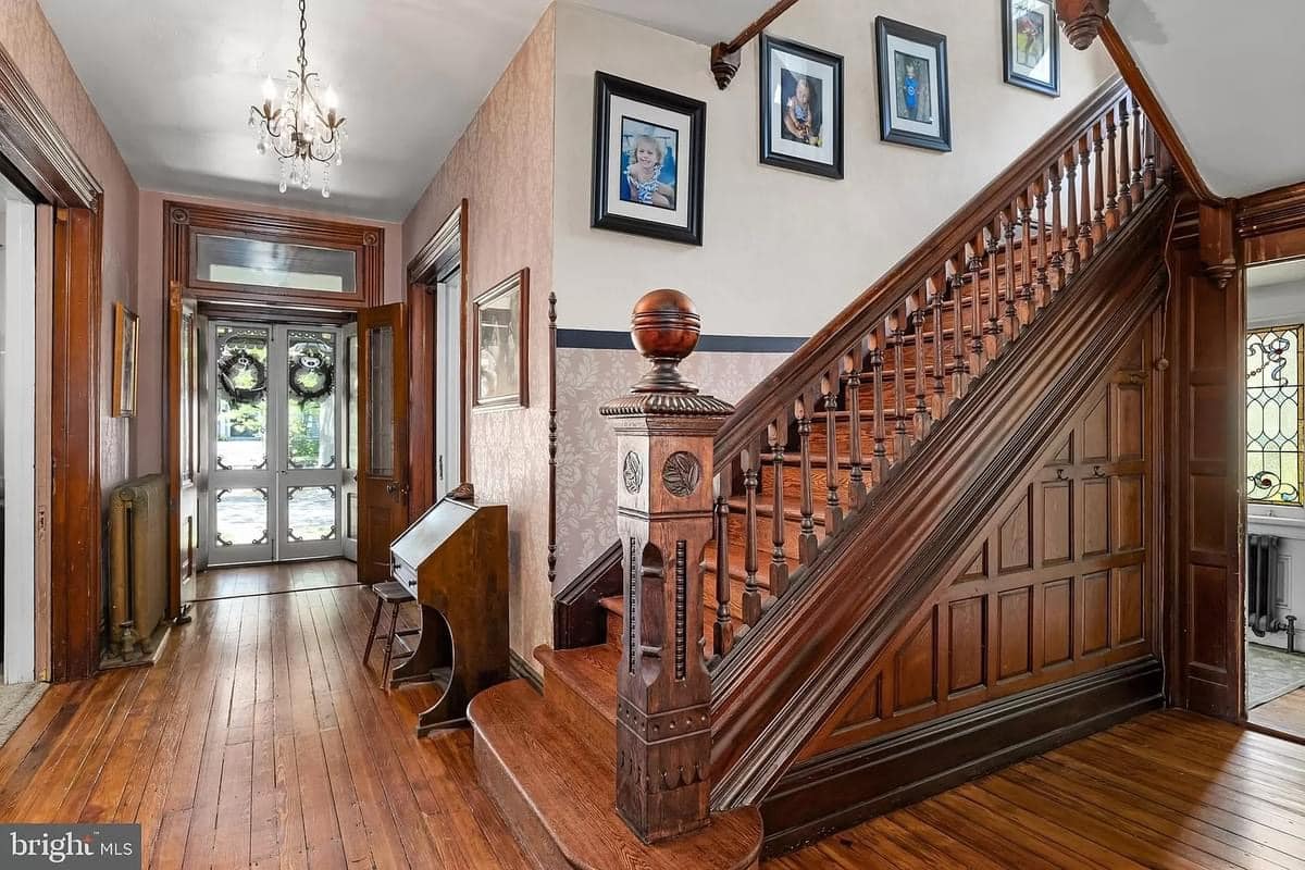 1885 Victorian For Sale In Mount Holly New Jersey