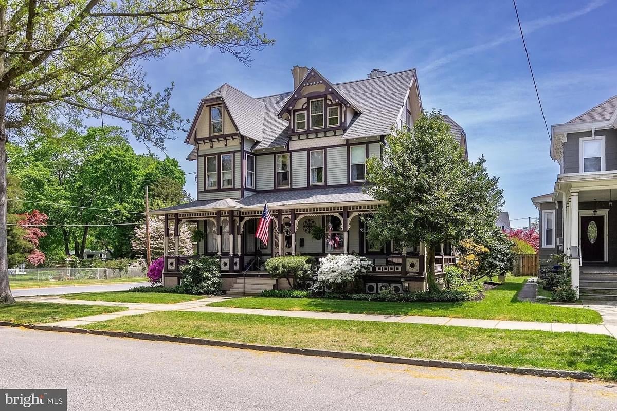 1885 Victorian For Sale In Mount Holly New Jersey