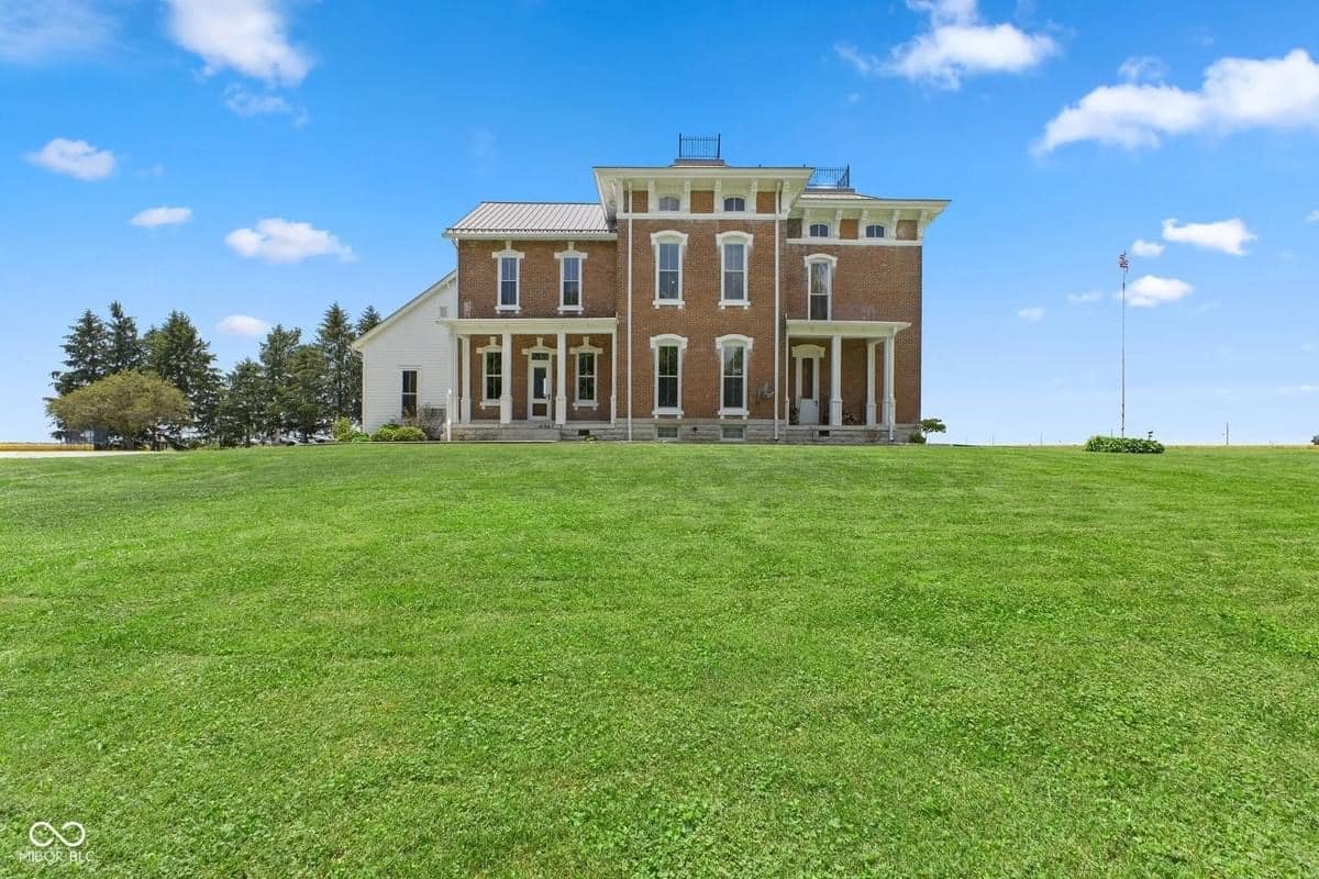 1874 Italianate For Sale In Boggstown Indiana