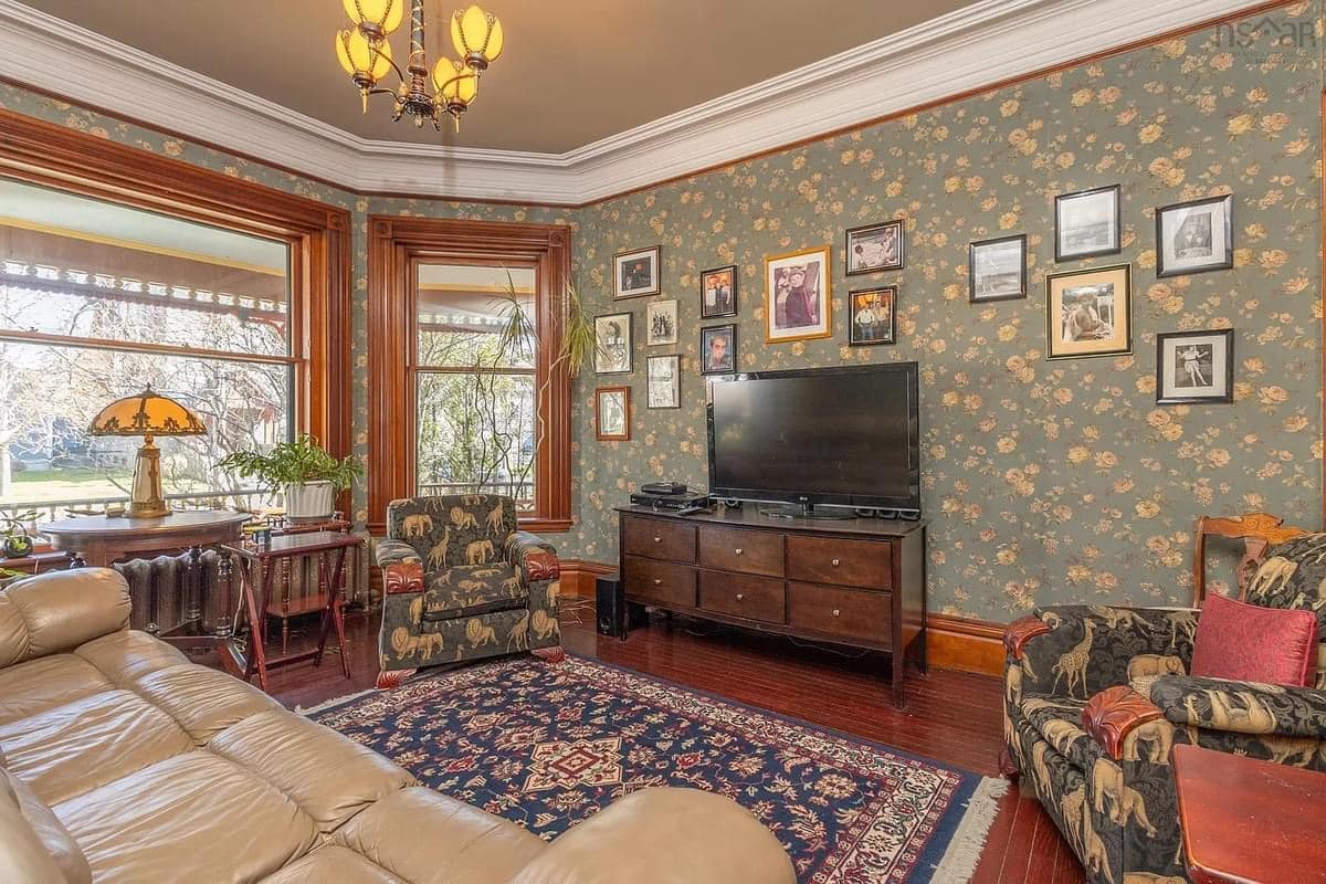 1893 Victorian For Sale In Yarmouth Nova Scotia