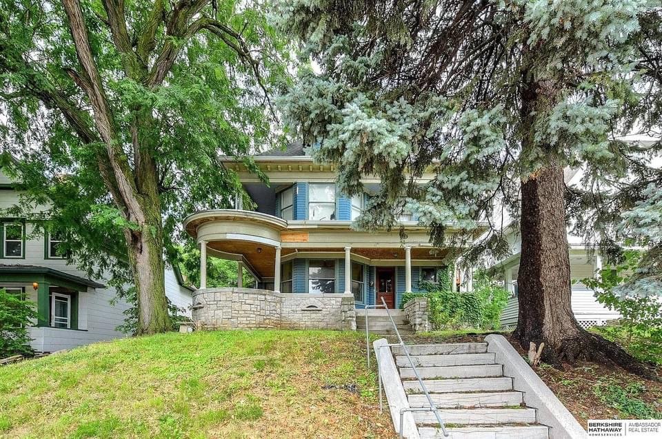 1900 Fixer-Upper For Sale In Omaha Nebraska