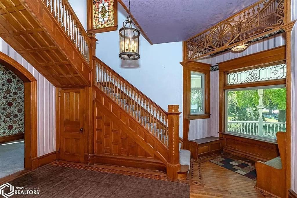 1890 Victorian For Sale In Denison Iowa