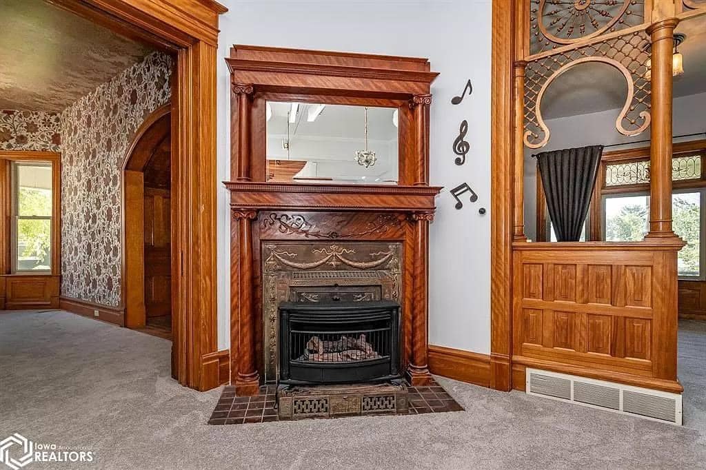 1890 Victorian For Sale In Denison Iowa