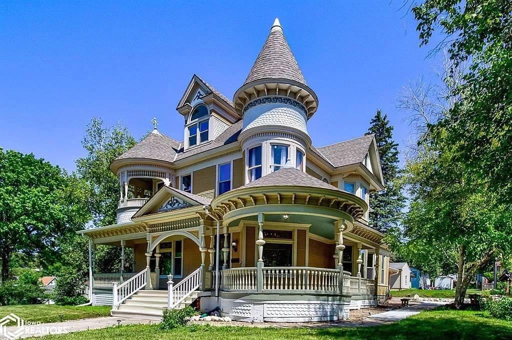 1890 Victorian For Sale In Denison Iowa