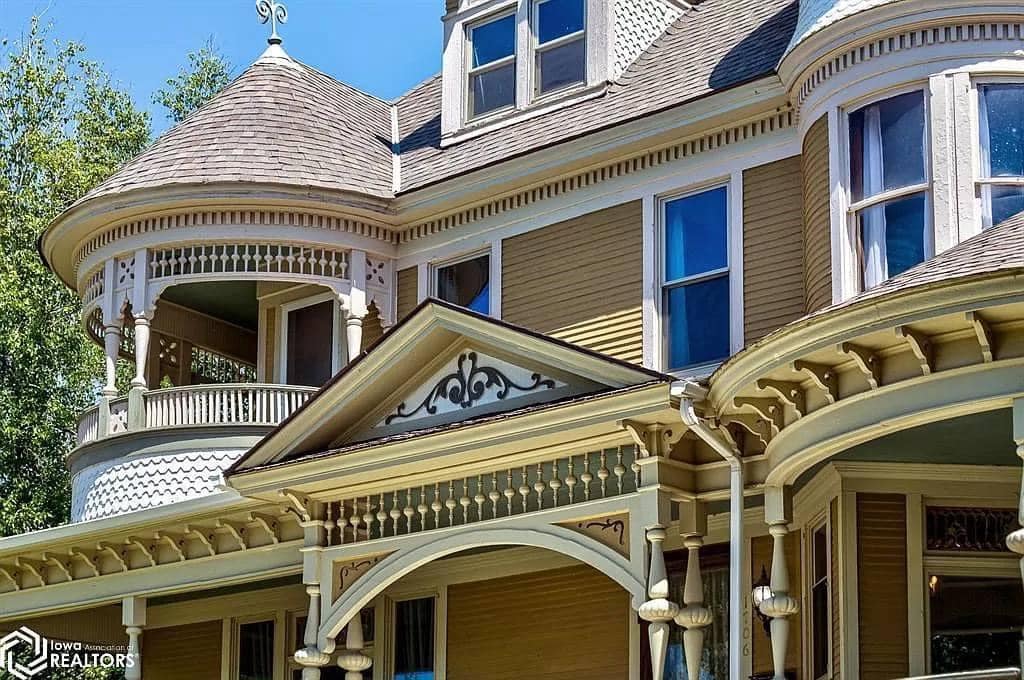 1890 Victorian For Sale In Denison Iowa