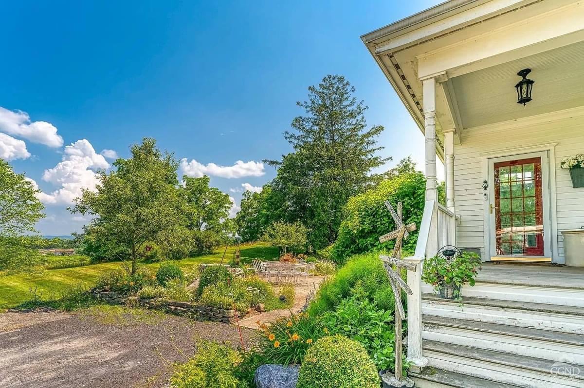 1860 Victorian For Sale In Athens New York