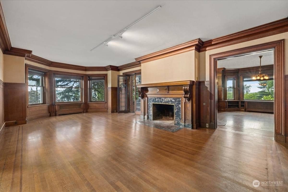 1909 Tudor Revival For Sale In Seattle Washington