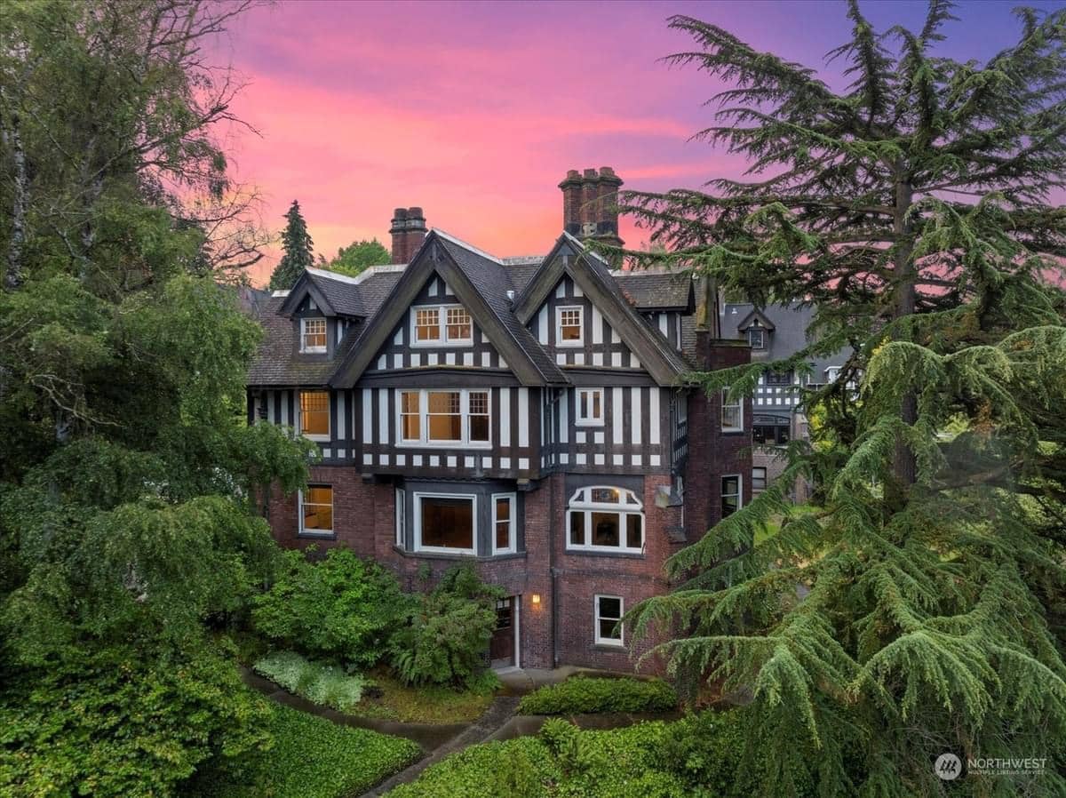 1909 Tudor Revival For Sale In Seattle Washington