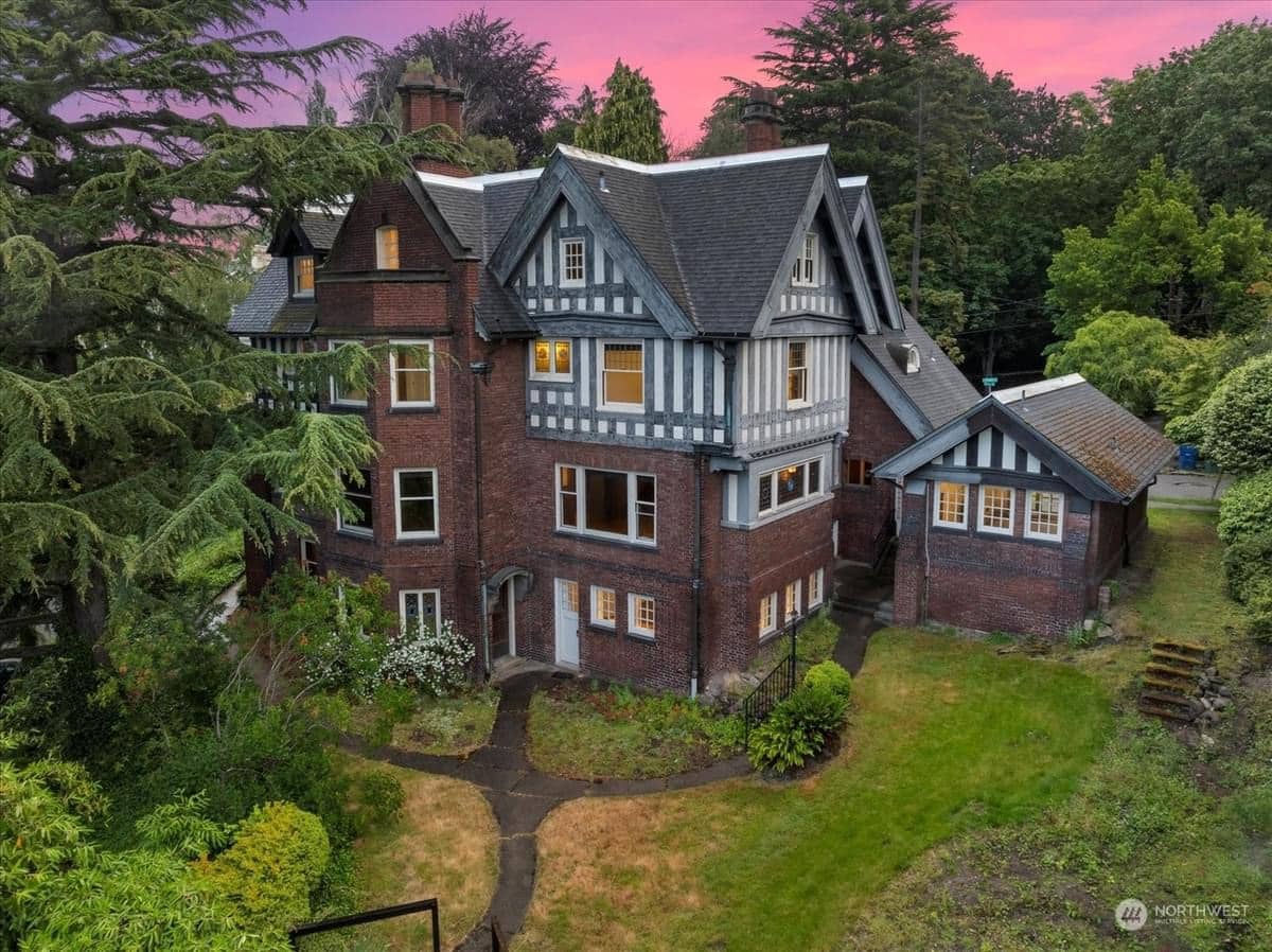 1909 Tudor Revival For Sale In Seattle Washington