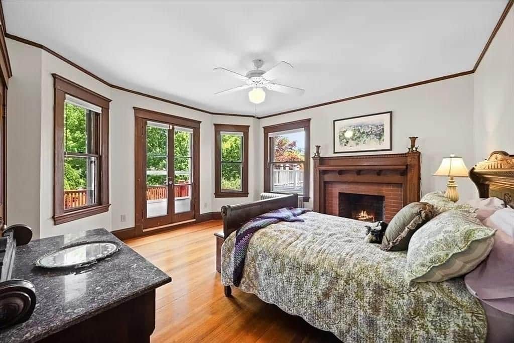 1910 Historic House For Sale In West Roxbury Massachusetts