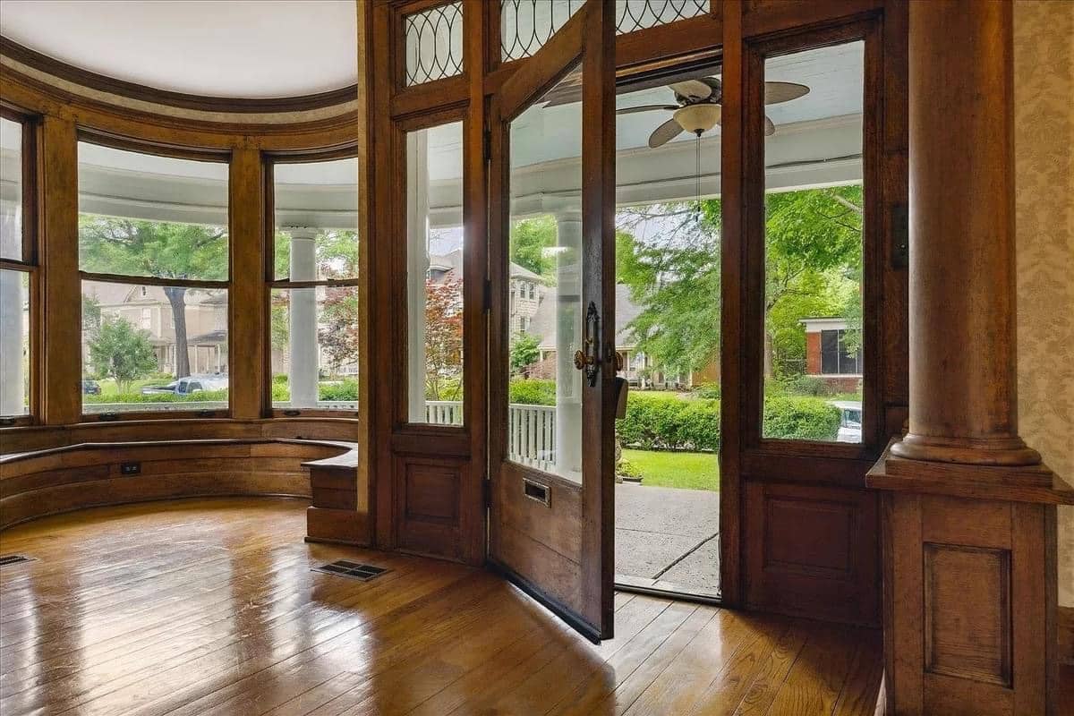 1890 Victorian For Sale In Memphis Tennessee