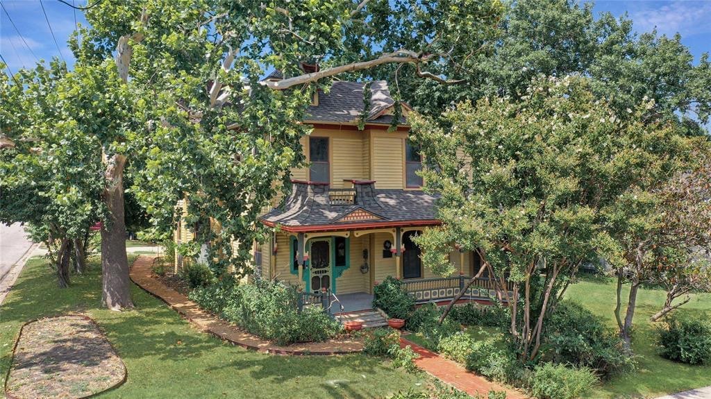 1890 Victorian For Sale In McKinney Texas