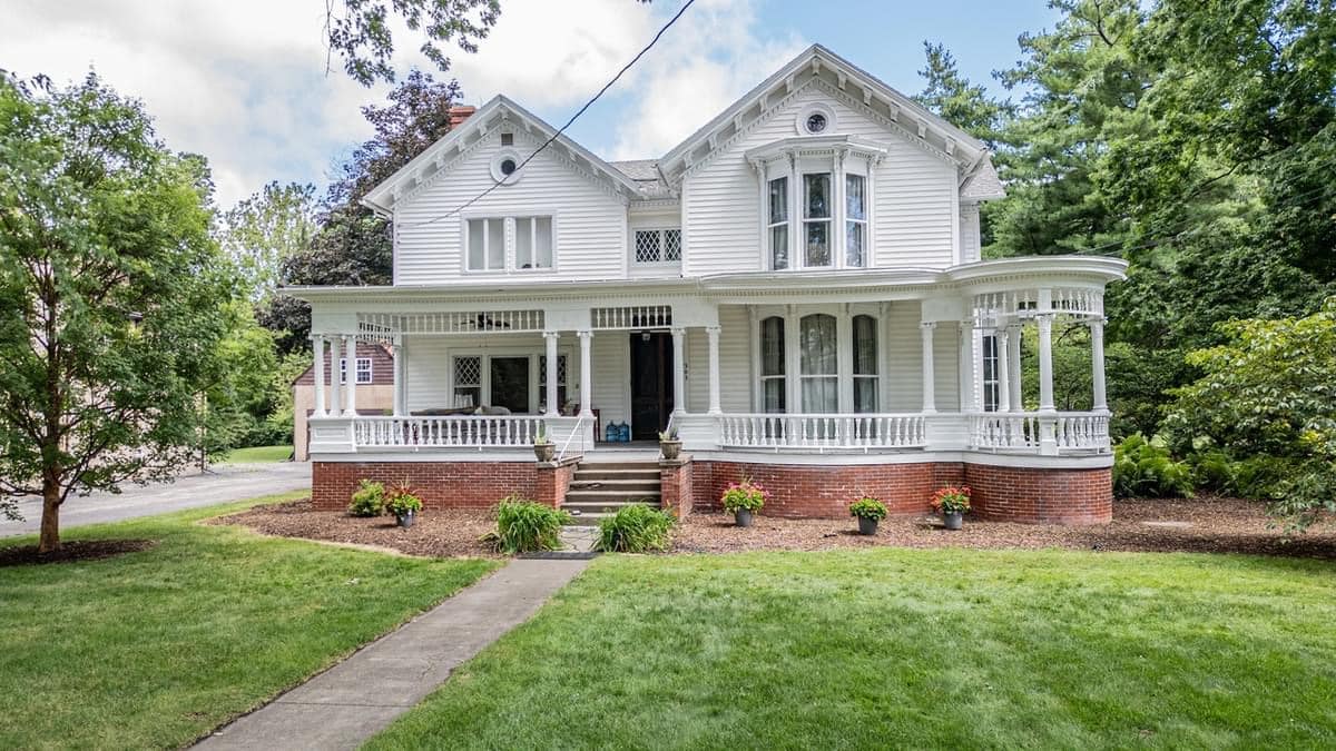 1876 Victorian For Sale In Princeton Illinois