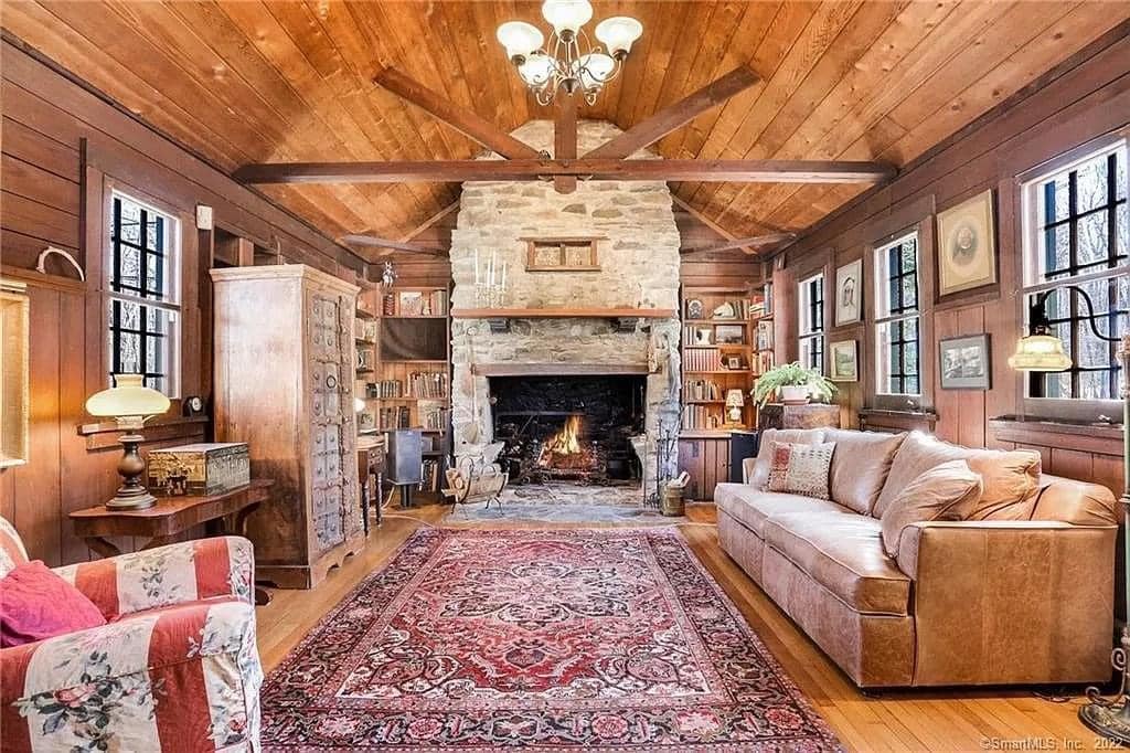 1918 Historic House For Sale In Redding Connecticut