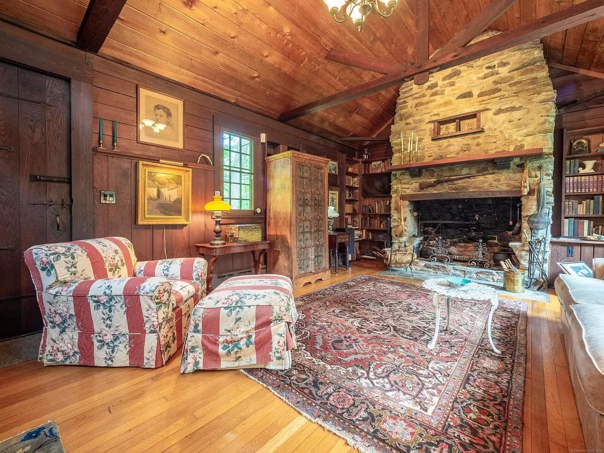 1918 Historic House For Sale In Redding Connecticut