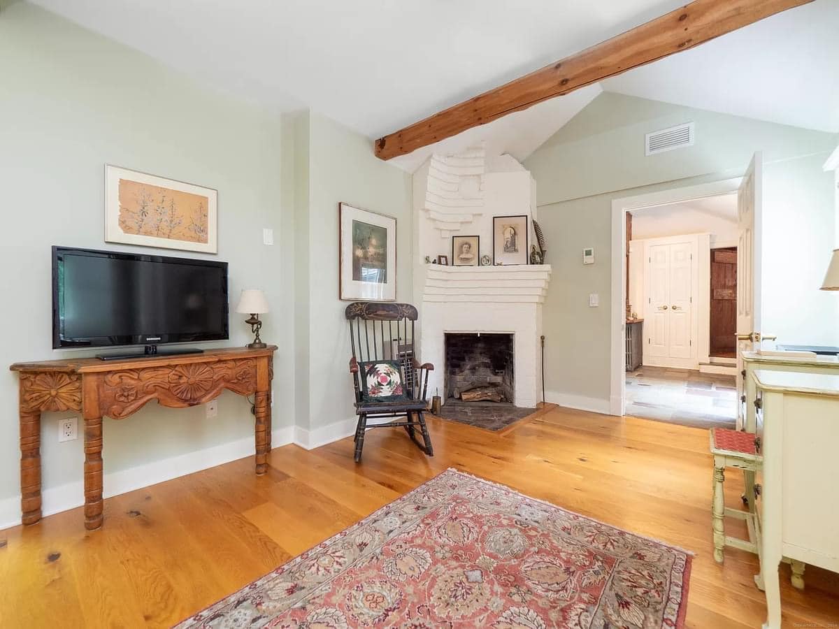 1918 Historic House For Sale In Redding Connecticut