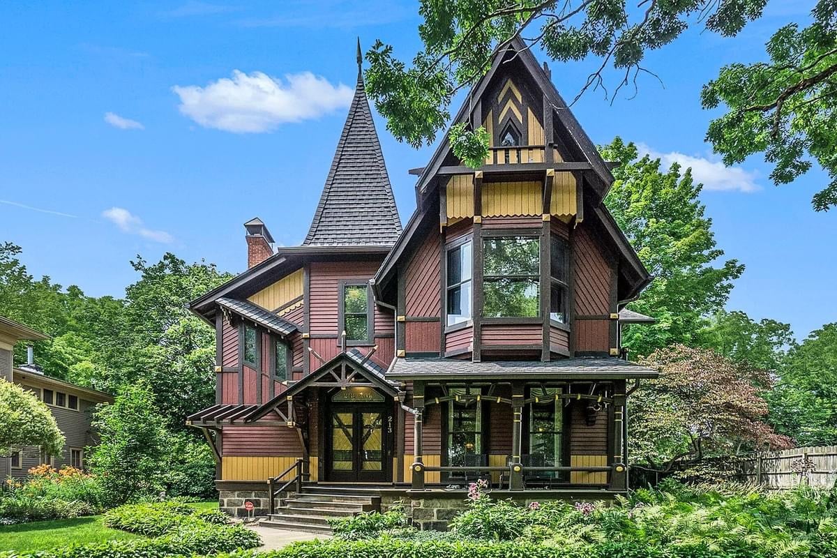 1880 Victorian For Sale In Kalamazoo Michigan