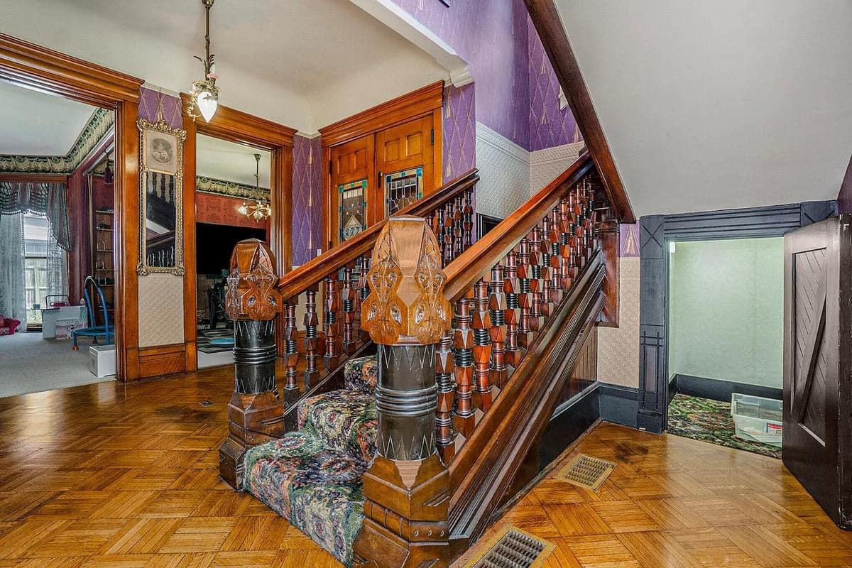 1880 Victorian For Sale In Kalamazoo Michigan