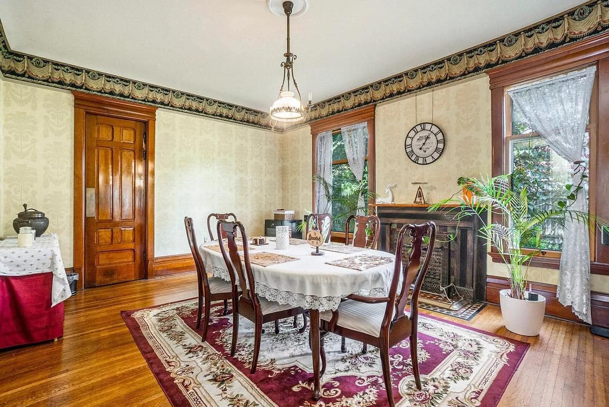 1880 Victorian For Sale In Kalamazoo Michigan