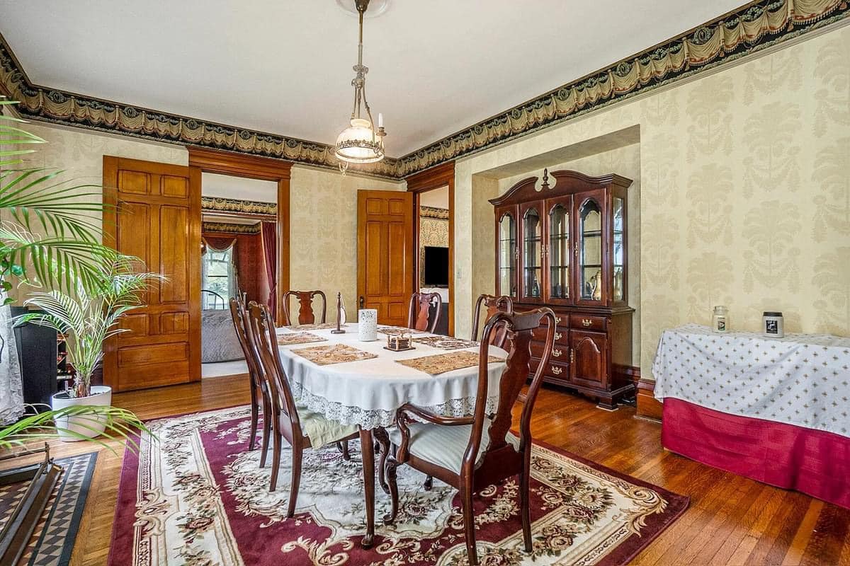 1880 Victorian For Sale In Kalamazoo Michigan