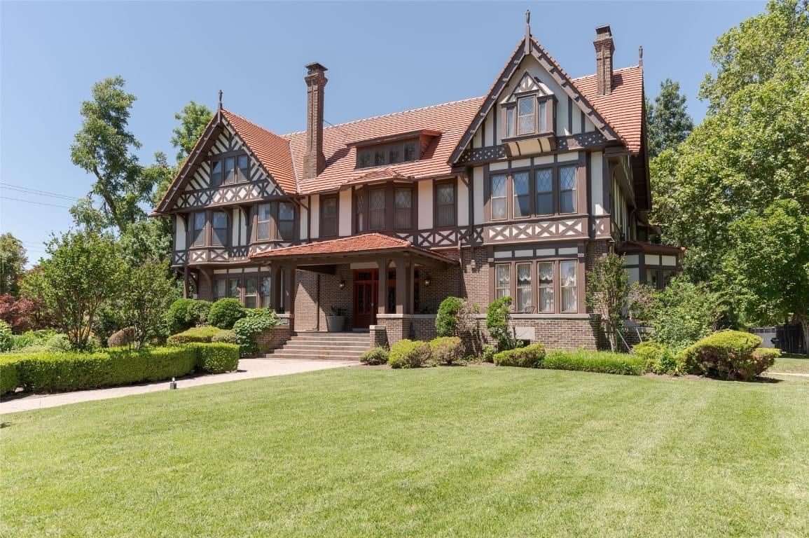 1905 Tudor Revival For Sale In Oklahoma City Oklahoma