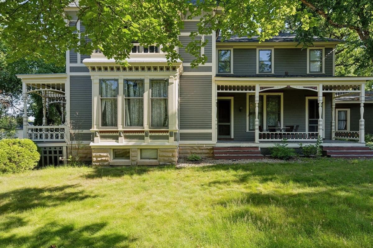 1885 Victorian For Sale In Hudson Wisconsin