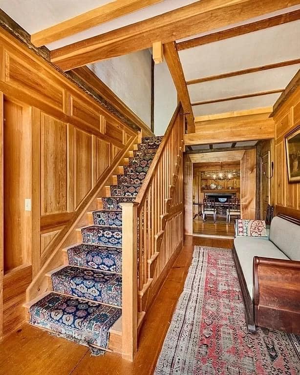 1900 Colonial For Sale In Charlemont Massachusetts