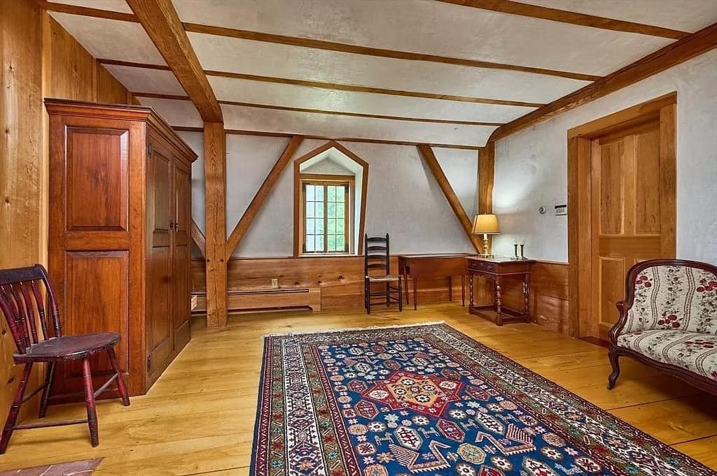 1900 Colonial For Sale In Charlemont Massachusetts