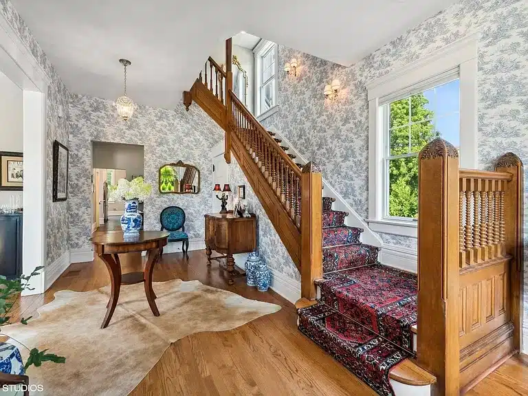 1885 Victorian For Sale In Palatine Illinois