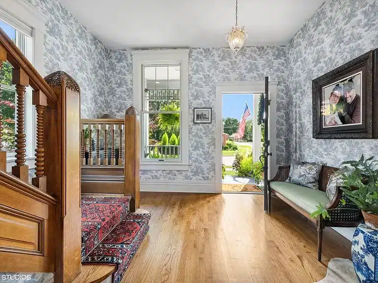 1885 Victorian For Sale In Palatine Illinois