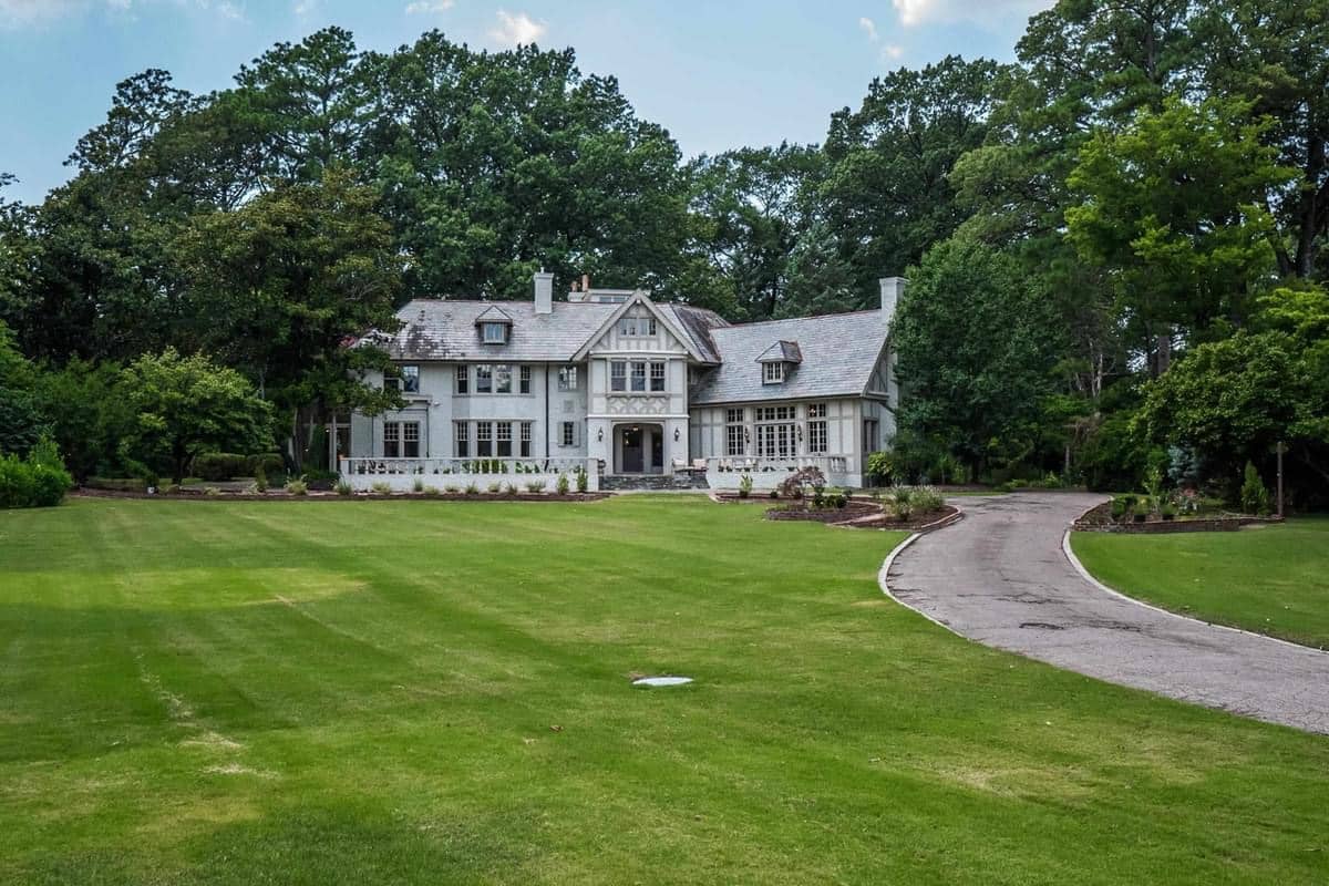 1928 Tudor Revival For Sale In Memphis Tennessee