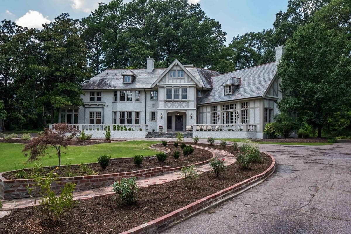 1928 Tudor Revival For Sale In Memphis Tennessee