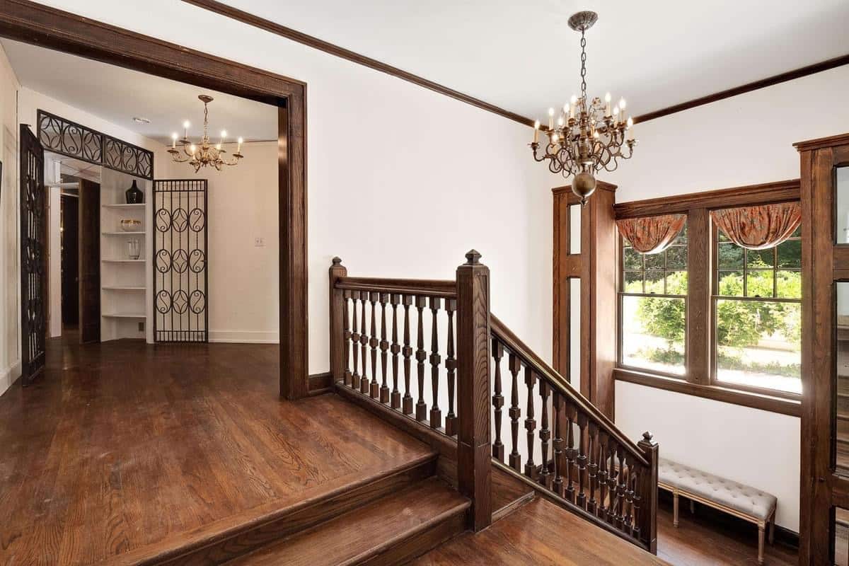 1928 Tudor Revival For Sale In Memphis Tennessee