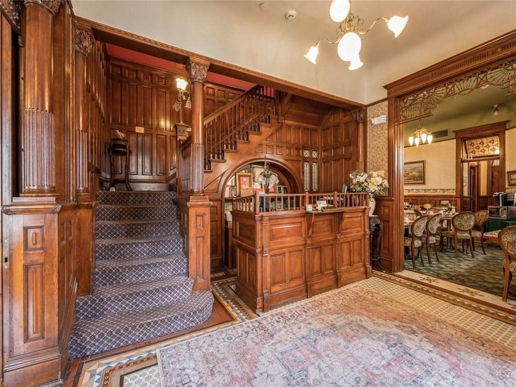 1894 Victorian For Sale In Dubuque Iowa