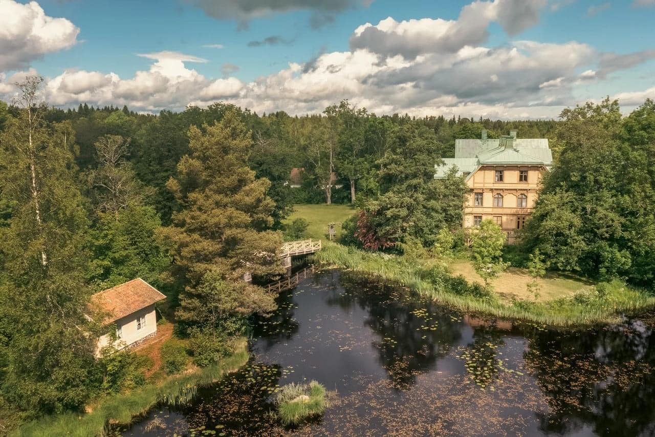 1896 Mansion For Sale In Hudiksvall Sweden