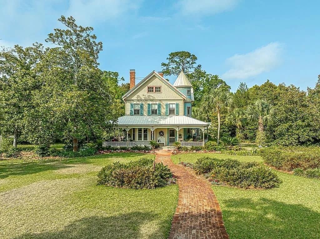 1895 Victorian For Sale In Apalachicola Florida