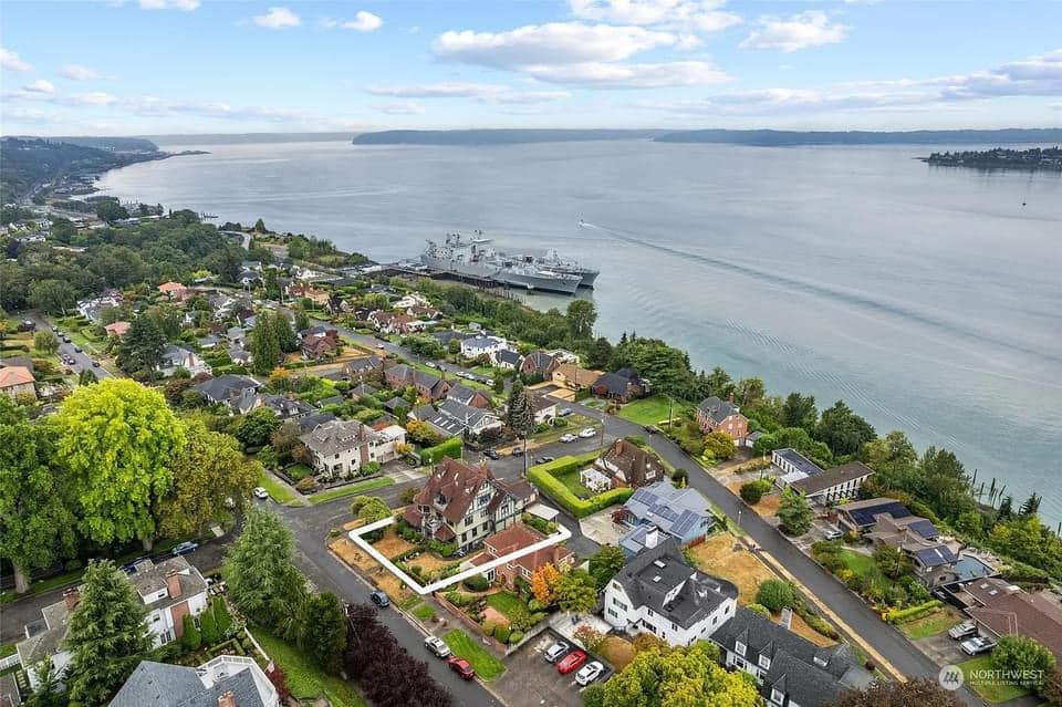 1905 Tudor Revival For Sale In Tacoma Washington