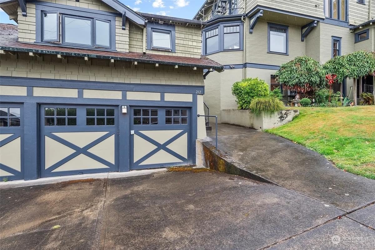 1905 Tudor Revival For Sale In Tacoma Washington