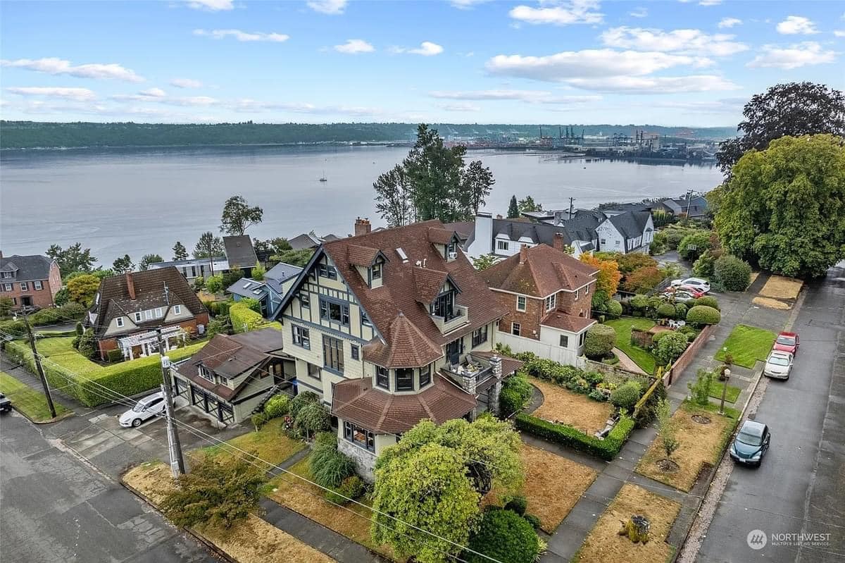 1905 Tudor Revival For Sale In Tacoma Washington