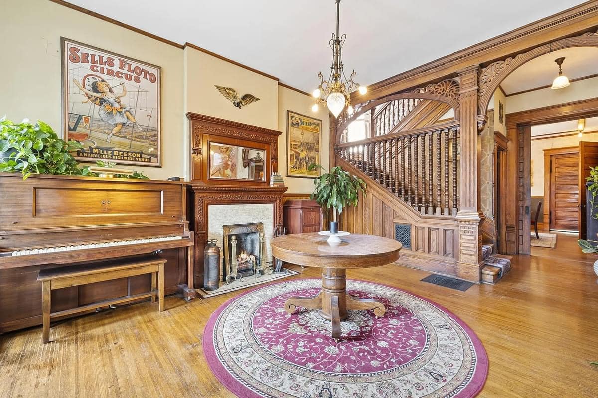 1890 Victorian For Sale In Columbus Ohio