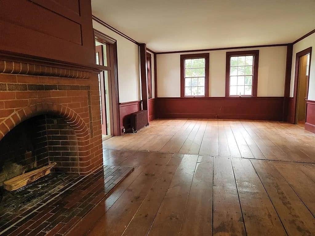 1808 Colonial For Sale In Brookfield Massachusetts