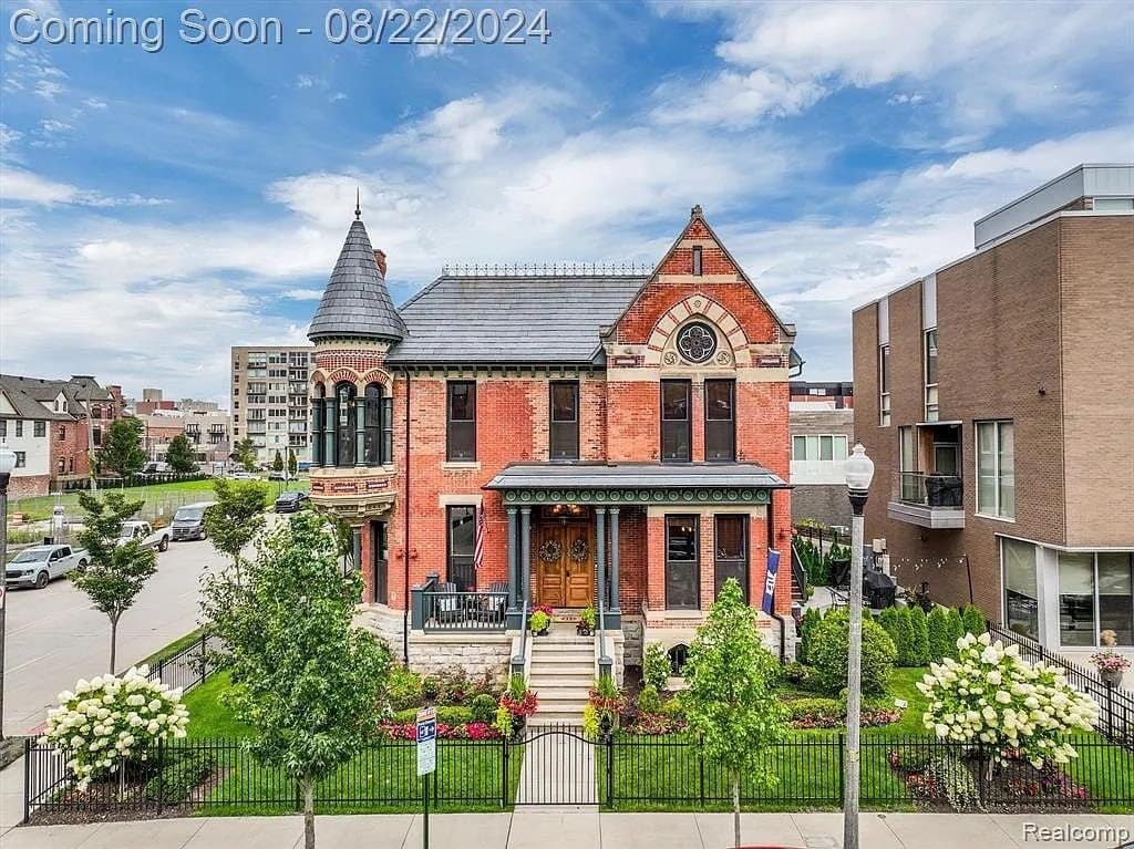 1878 Victorian For Sale In Detroit Michigan