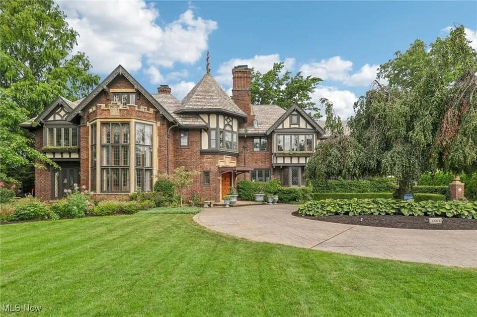 1926 Tudor Revival For Sale In Lakewood Ohio