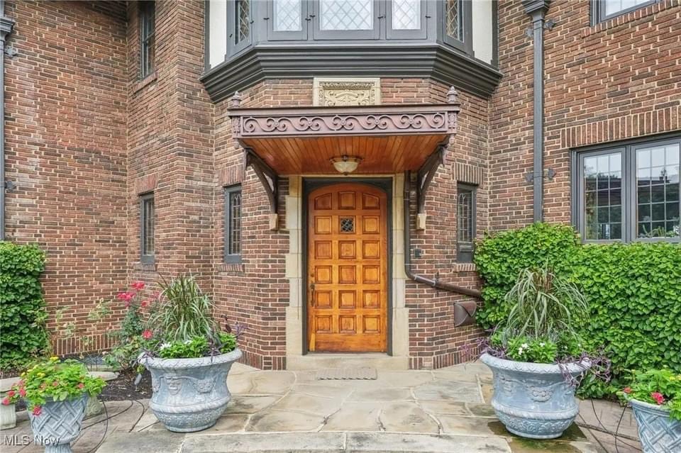 1926 Tudor Revival For Sale In Lakewood Ohio