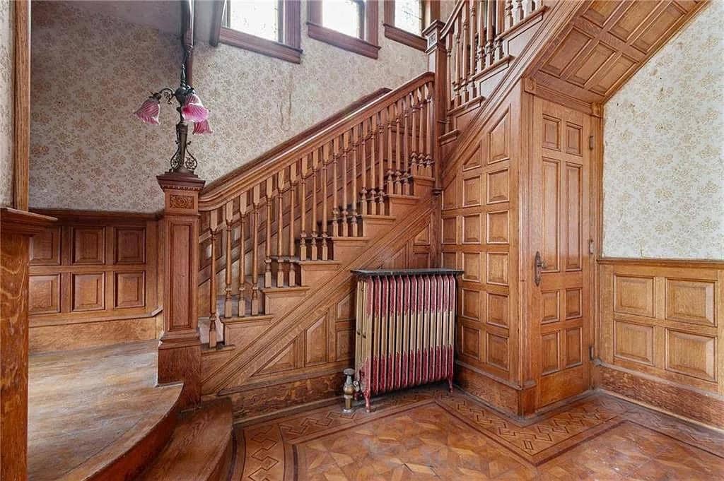 1880 Victorian For Sale In Bangor Pennsylvania